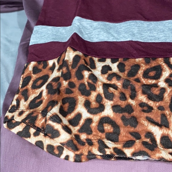 Victoria’s Secret PINK Leopard Print Sequins Tee - Picture 6 of 9